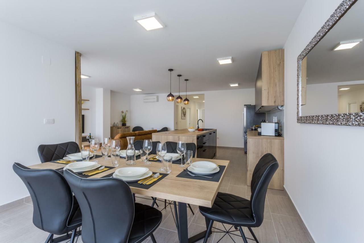 Pure Relax Apartment Malinska Exterior photo